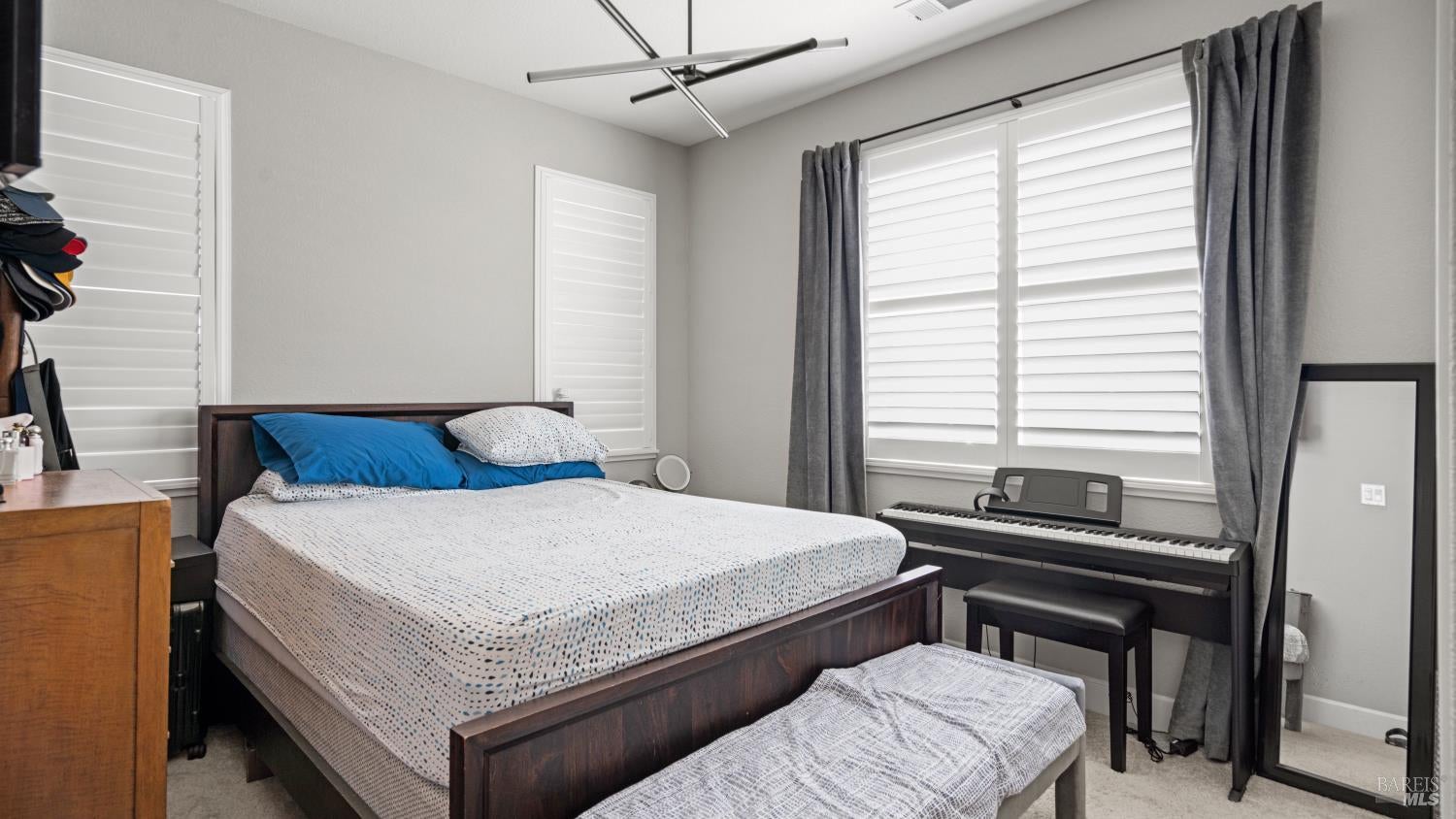 Vacaville, California, 95688, United States, 3 Bedrooms Bedrooms, ,2 BathroomsBathrooms,Residential,For Sale,1840903