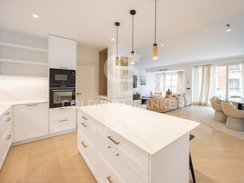 Madrid, Madrid, Barrio de Salamanca, Castellana Ma, Madrid, Comunidad de Madrid, ES, 5 Bedrooms Bedrooms, ,6 BathroomsBathrooms,Residential,For Sale,Madrid, Madrid, Barrio de Salamanca, Castellana Ma,1670333