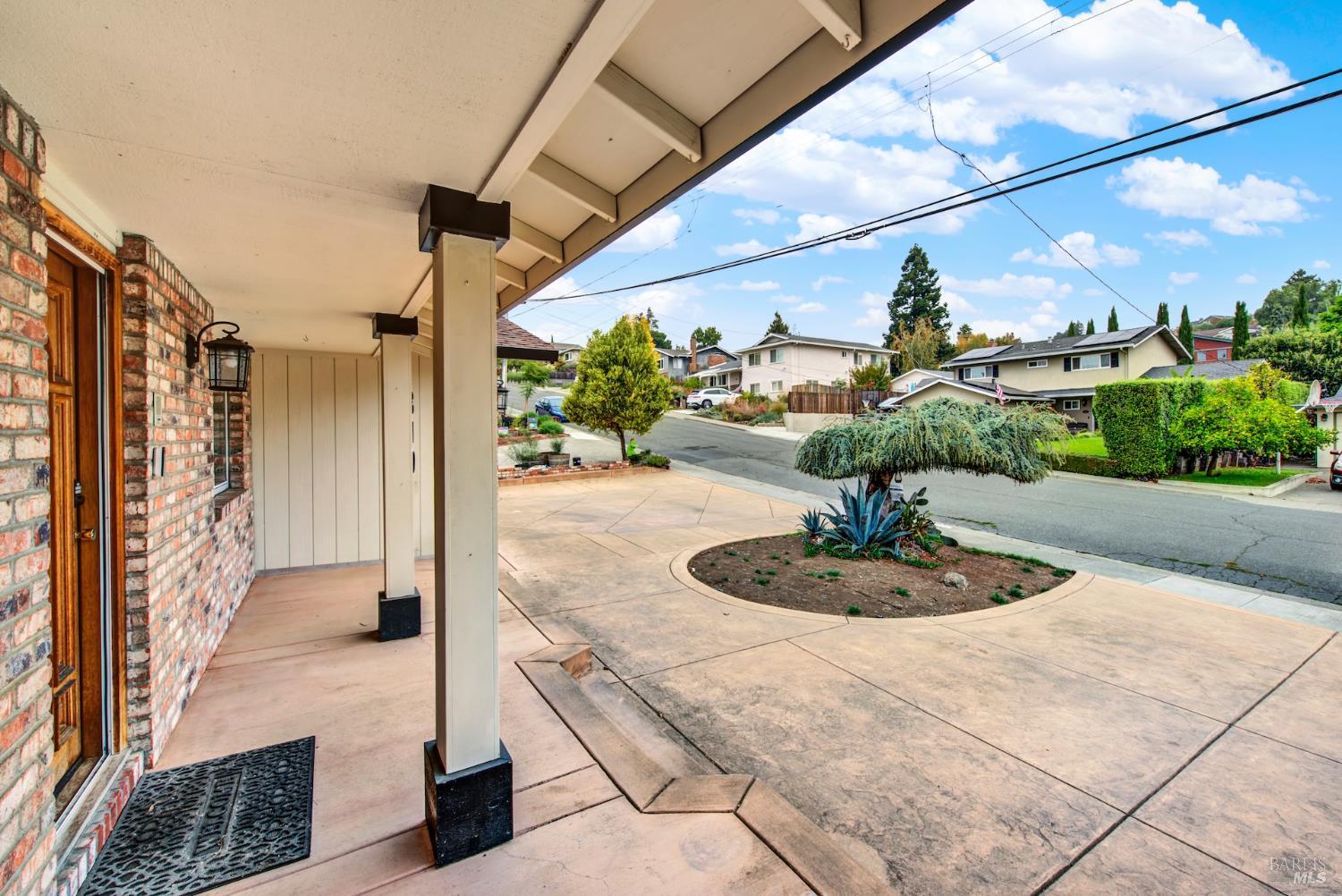 Benicia, California, 94510, United States, 4 Bedrooms Bedrooms, ,3 BathroomsBathrooms,Residential,For Sale,1989511