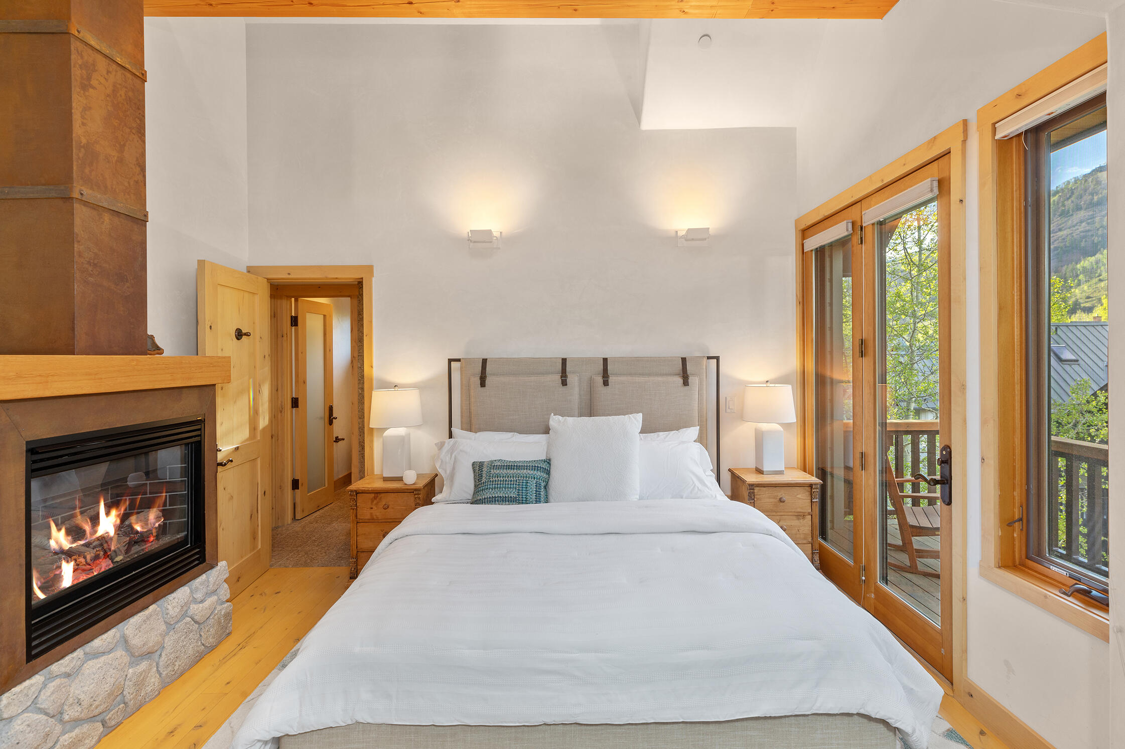 Telluride, Colorado, 81435, United States, 5 Bedrooms Bedrooms, ,5 BathroomsBathrooms,Residential,For Sale,1760504
