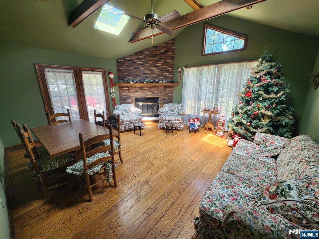 Nutley, New Jersey, 07110, United States, 4 Bedrooms Bedrooms, ,2 BathroomsBathrooms,Residential,For Sale,1916015