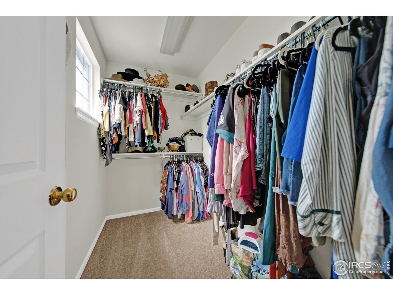 Brighton, Colorado, 80601, United States, 5 Bedrooms Bedrooms, ,2 BathroomsBathrooms,Residential,For Sale,1981622