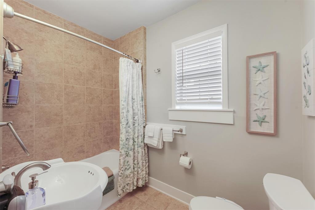 403 W Polk Street, Houston, Texas, 77019, United States, ,Residential,For Sale,403 W Polk Street,1554768