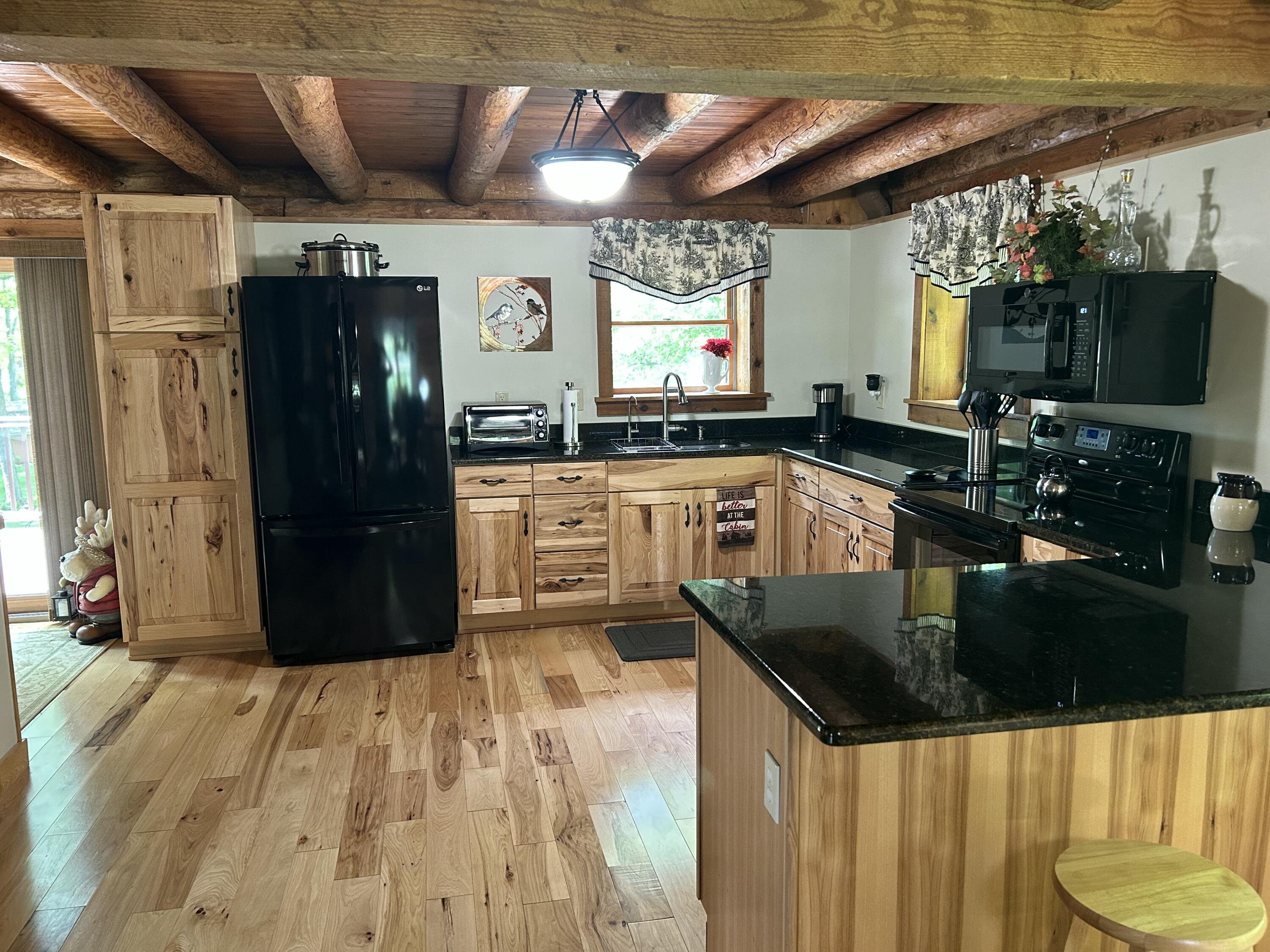 Camden, Michigan, 49232, United States, 3 Bedrooms Bedrooms, ,3 BathroomsBathrooms,Residential,For Sale,1869275