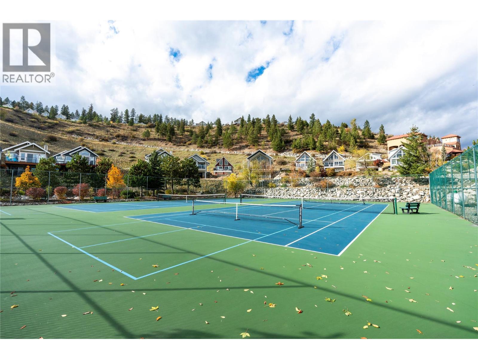 KELOWNA, British Columbia, V1Z 3R8, CA, 2 Bedrooms Bedrooms, ,2 BathroomsBathrooms,Residential,For Sale,1950857
