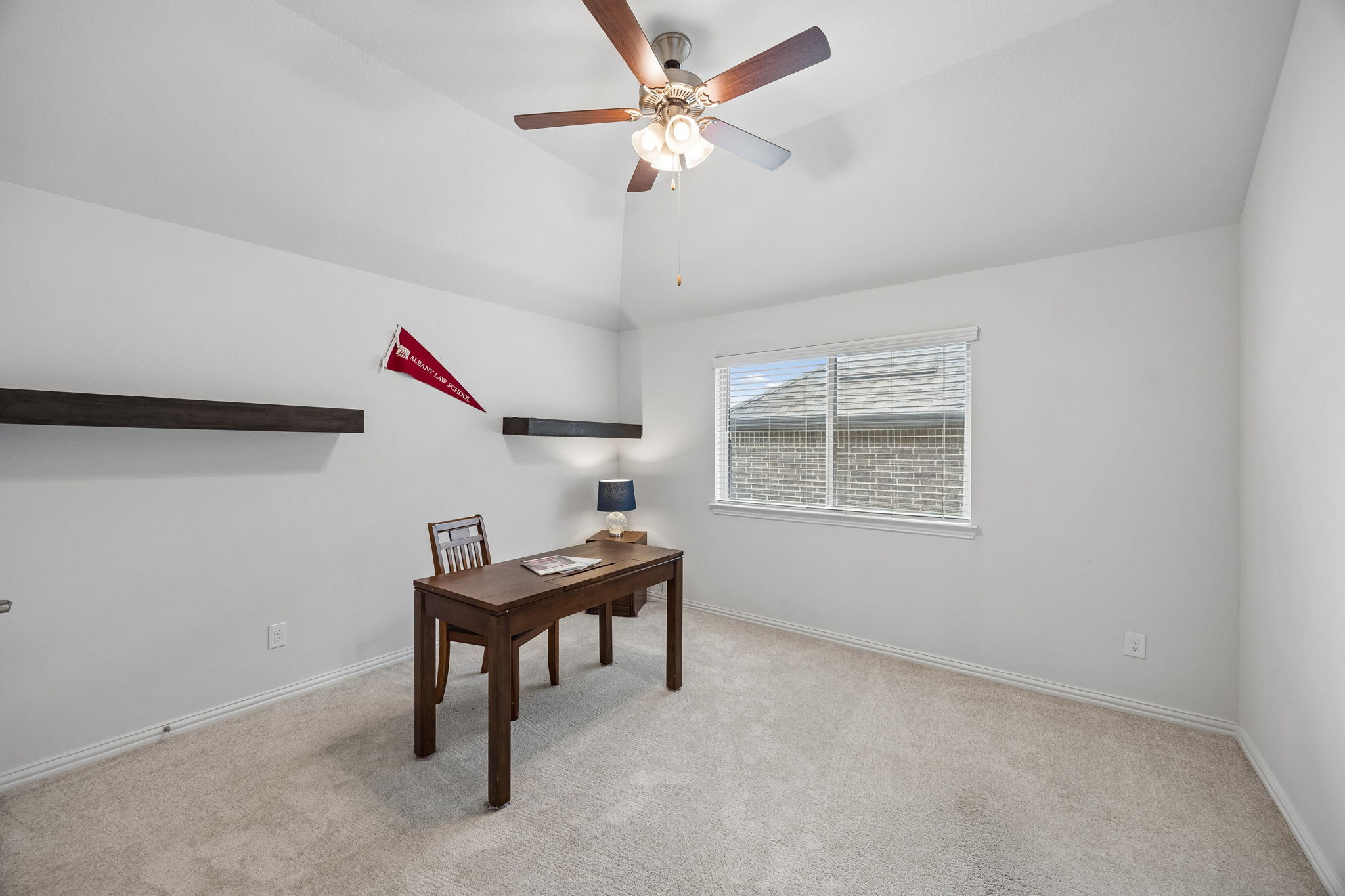  261 Golden Gate Drive, Richardson, TX, 75080 - 物件實景