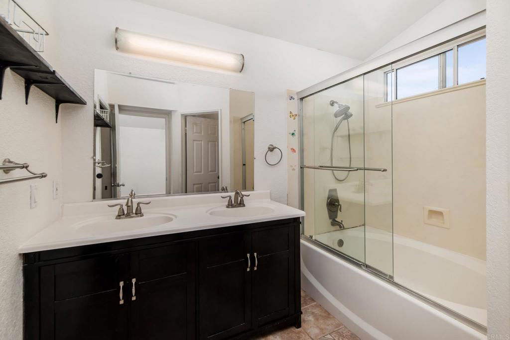 San Marcos, California, 92069, United States, 3 Bedrooms Bedrooms, ,3 BathroomsBathrooms,Residential,For Sale,1992102