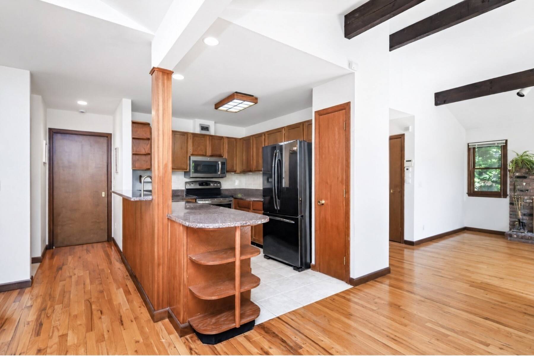  Light-Filled Contemporary in Clearwater - 物件實景