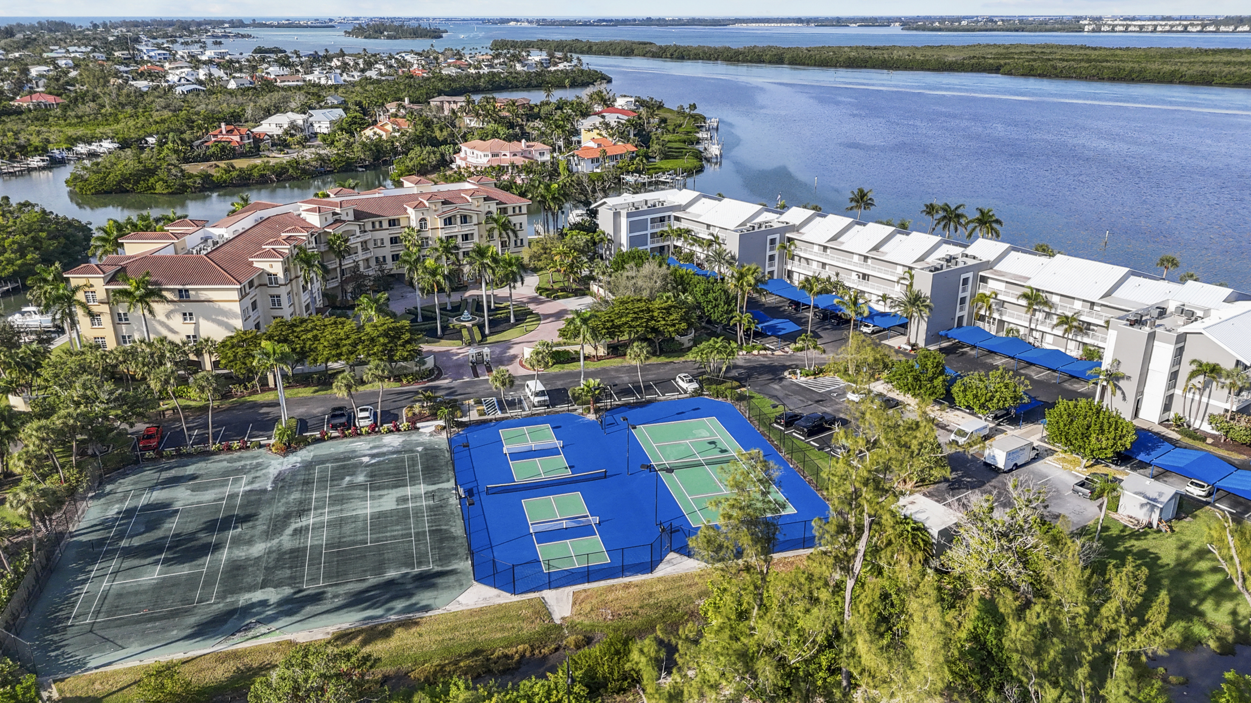 Longboat Key, Florida, 34228, United States, 2 Bedrooms Bedrooms, ,2 BathroomsBathrooms,Residential,For Sale,2036968