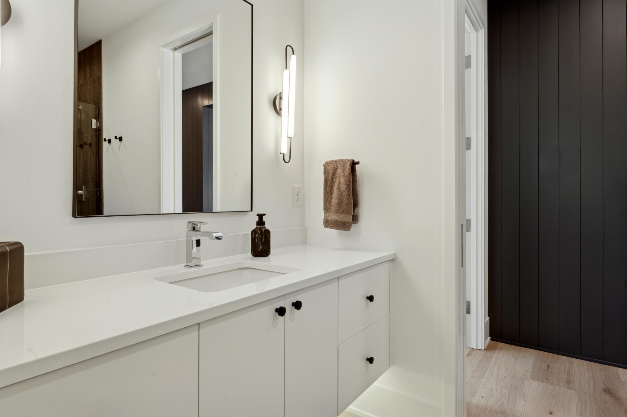 Chanhassen, Minnesota, 55317, United States, 4 Bedrooms Bedrooms, ,4 BathroomsBathrooms,Residential,For Sale,1994530