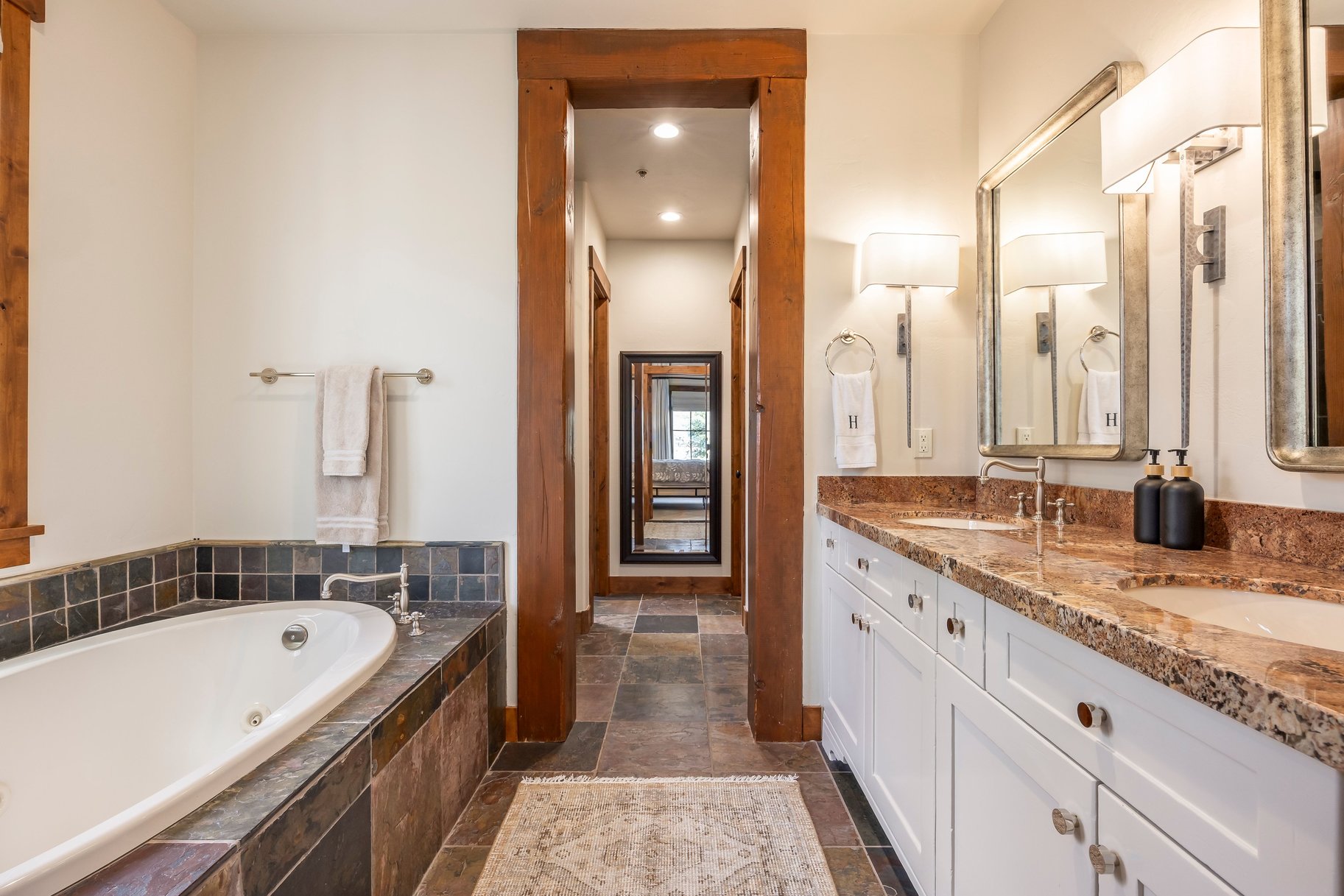  Stunning Remodel with Golf Membership Available in Promontory - 物件實景