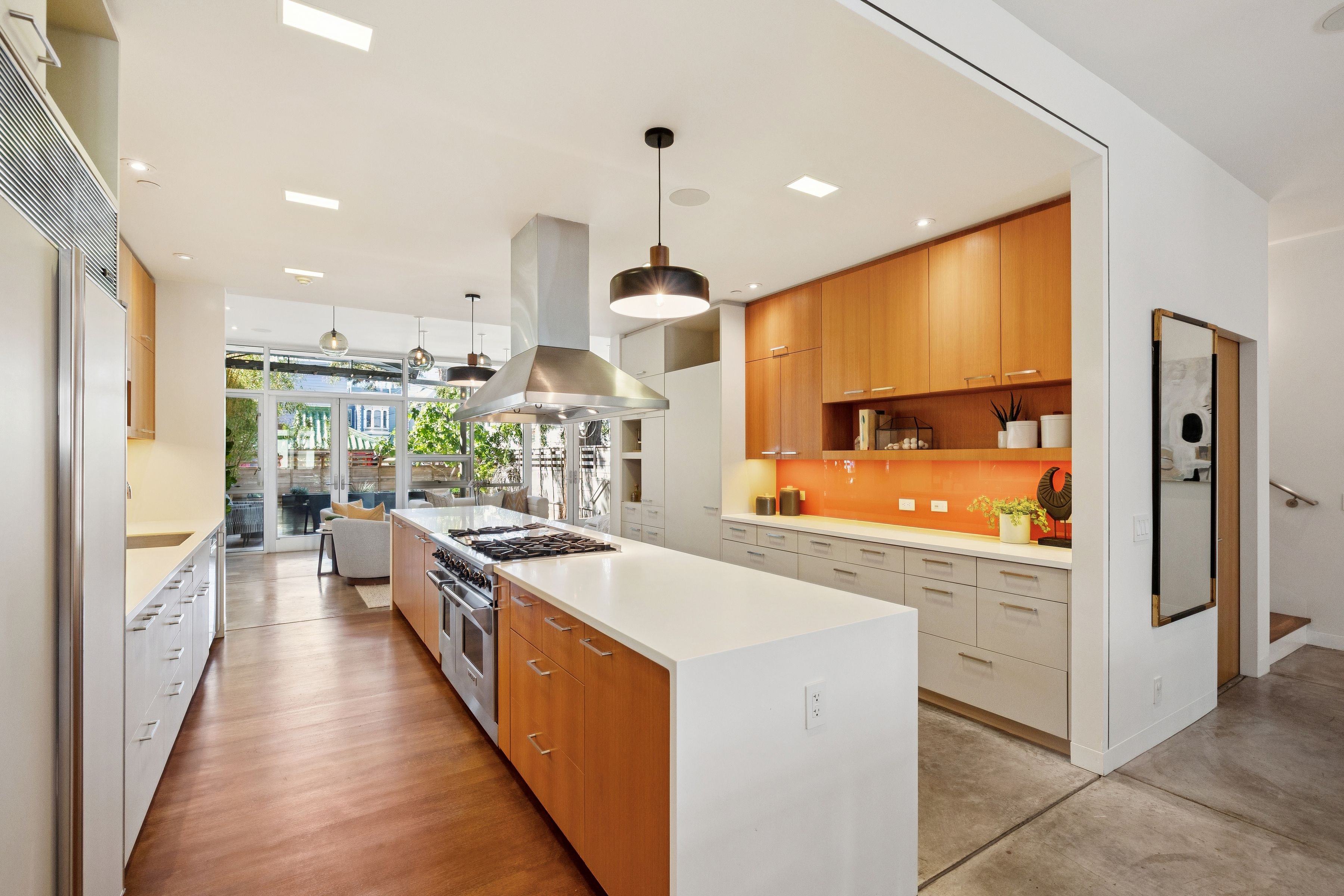  1076 South Van Ness Avenue - 物件實景