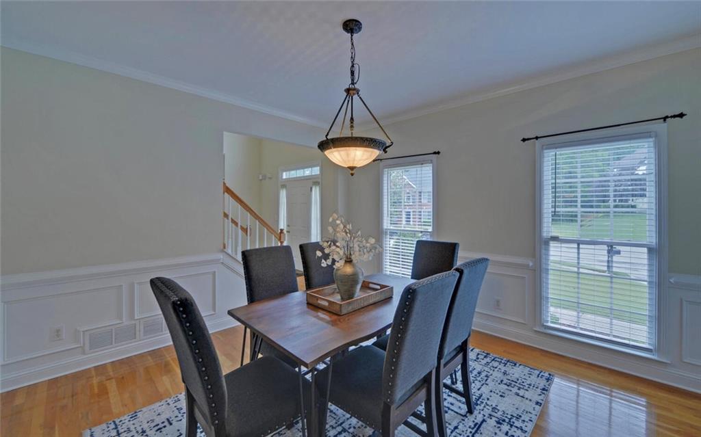 Lawrenceville, Georgia, 30043, United States, 5 Bedrooms Bedrooms, ,4 BathroomsBathrooms,Residential,For Sale,1794792