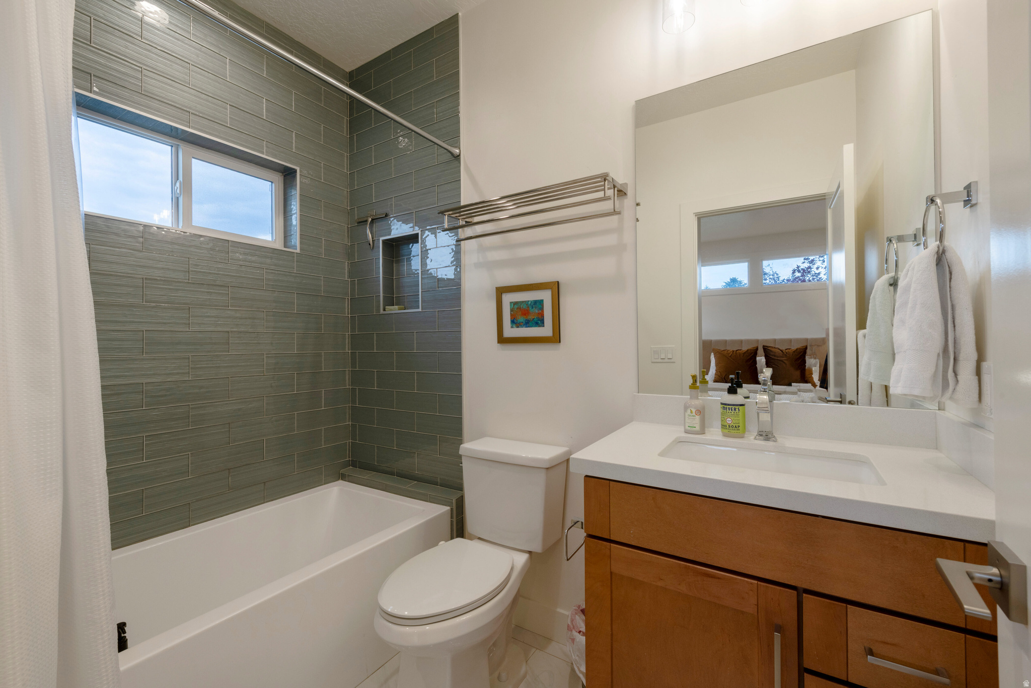 Holladay, Utah, 84117, United States, 4 Bedrooms Bedrooms, ,4 BathroomsBathrooms,Residential,For Sale,1991877