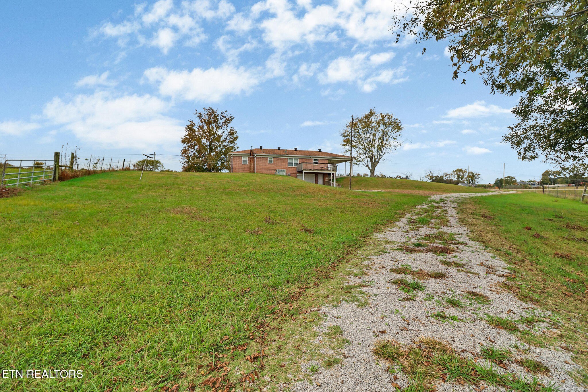 McMinnville, Tennessee, 37110, United States, 3 Bedrooms Bedrooms, ,1 BathroomBathrooms,Residential,For Sale,1976932