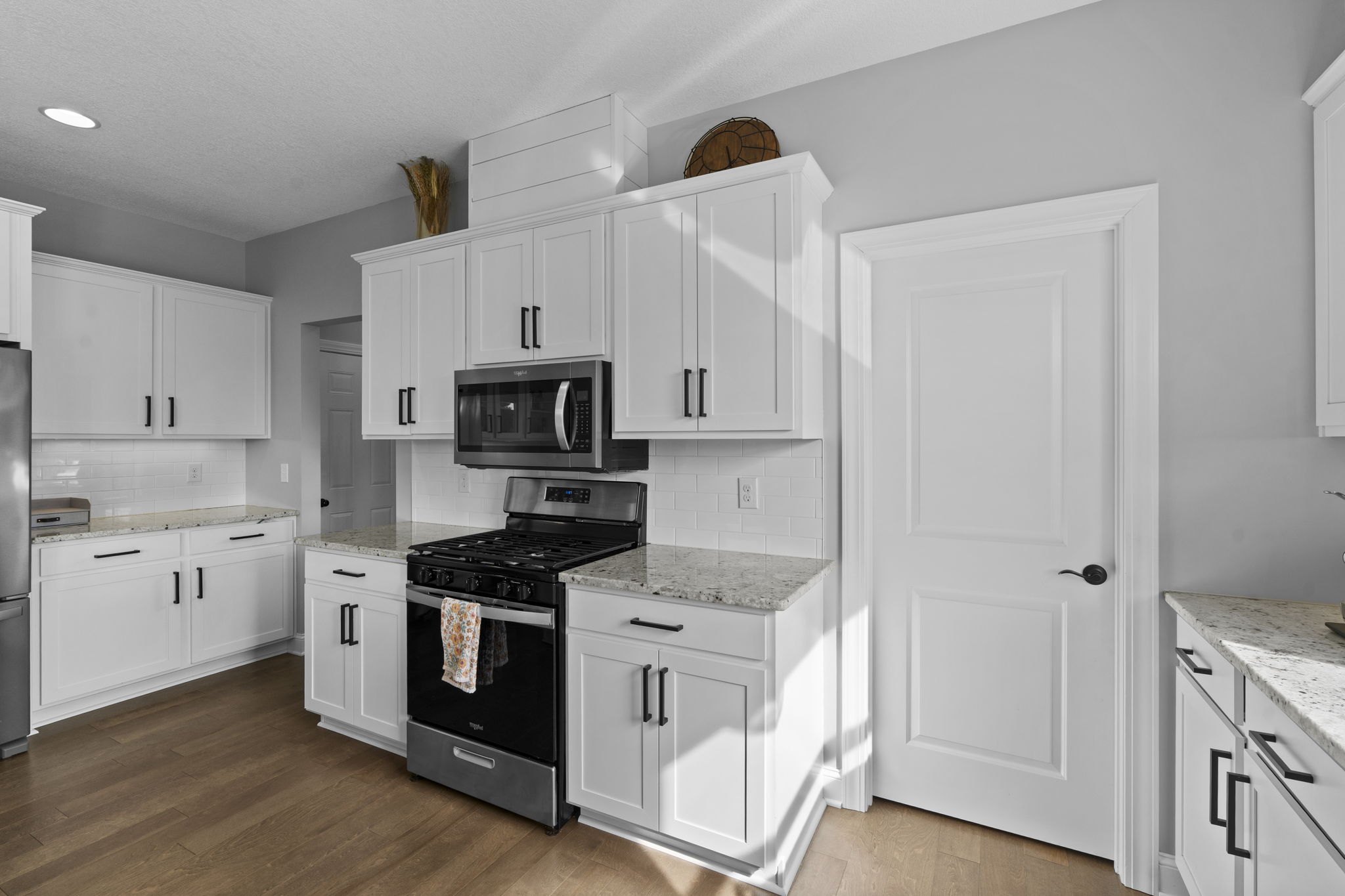  Contemporary Farmhouse Charm in Coveted Towne Lakes - 物件實景