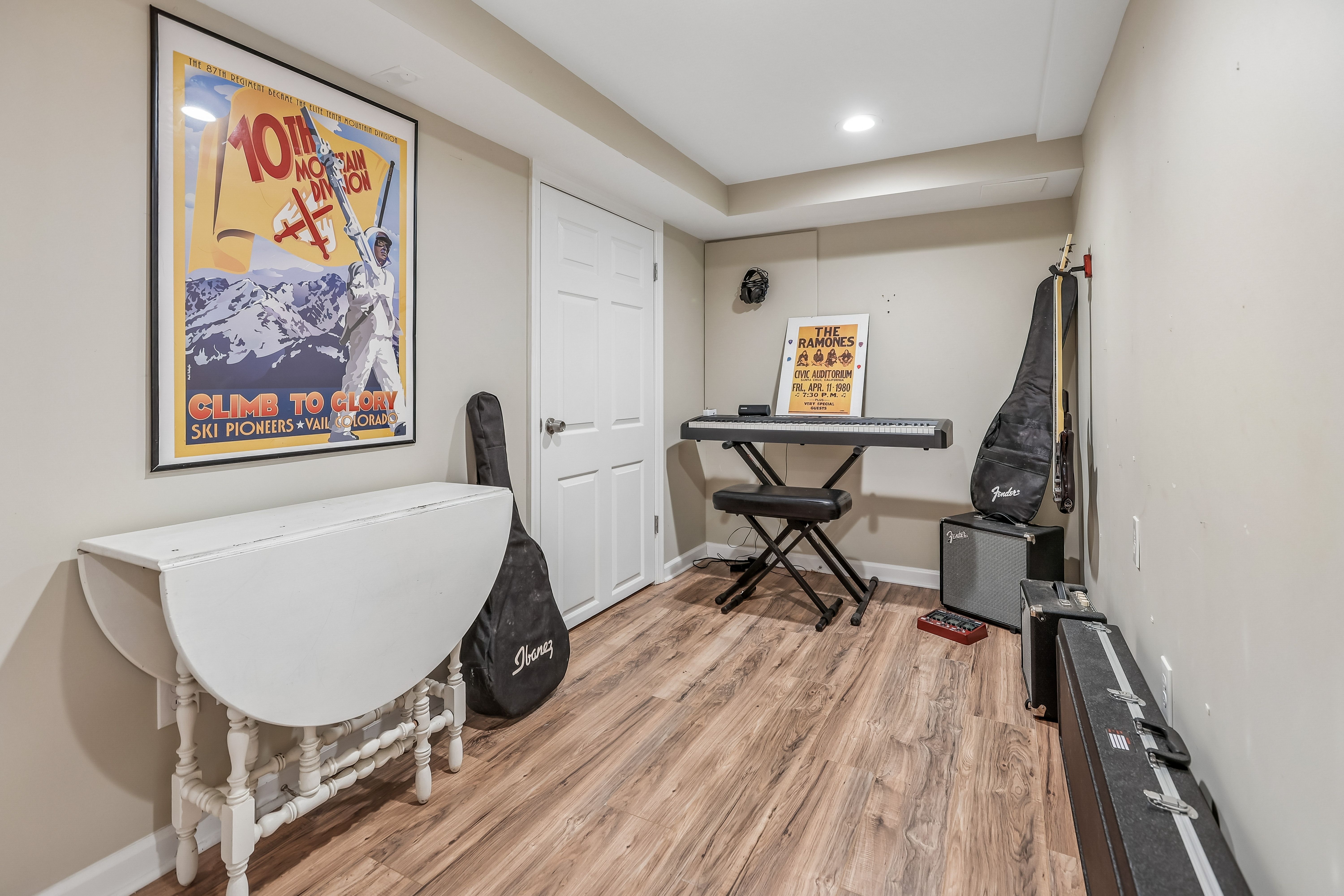  1700 Maxwell Drive - 物件實景