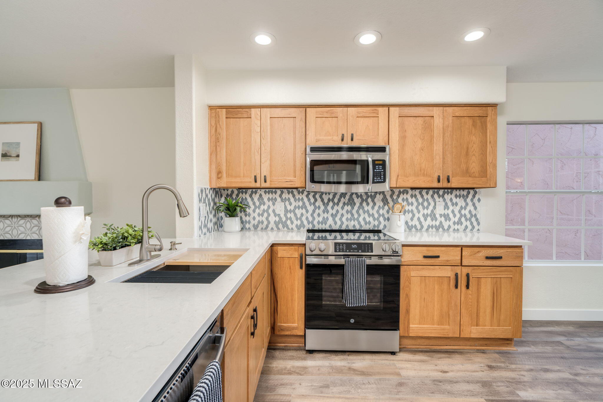 Tucson, Arizona, 85750, United States, 3 Bedrooms Bedrooms, ,3 BathroomsBathrooms,Residential,For Sale,1907782