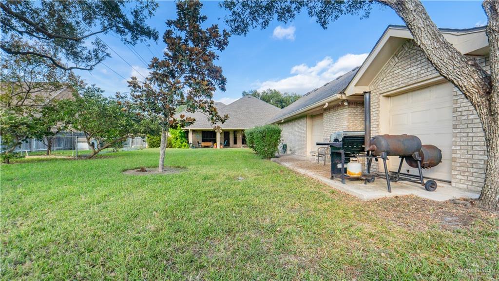 Edinburg, Texas, 78539, United States, 5 Bedrooms Bedrooms, ,5 BathroomsBathrooms,Residential,For Sale,2002025