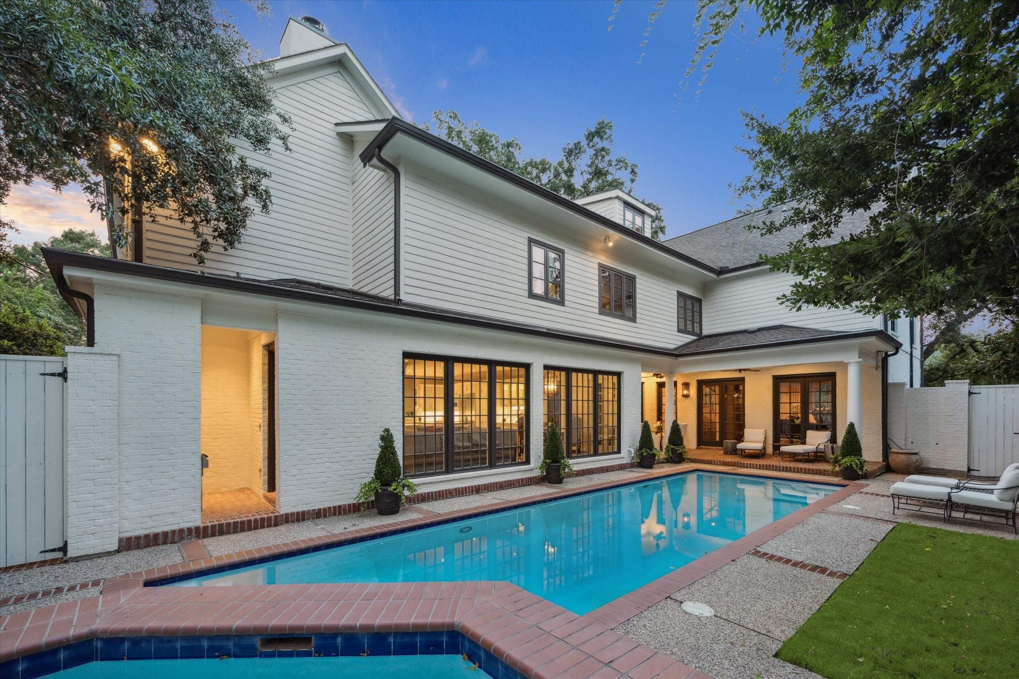  2249 Pelham Drive - 物件實景