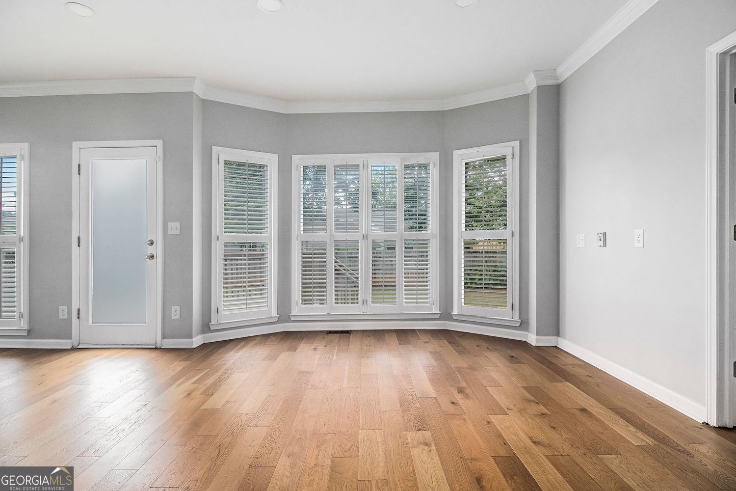 Johns Creek, Georgia, 30005, United States, 7 Bedrooms Bedrooms, ,5 BathroomsBathrooms,Residential,For Sale,1951994