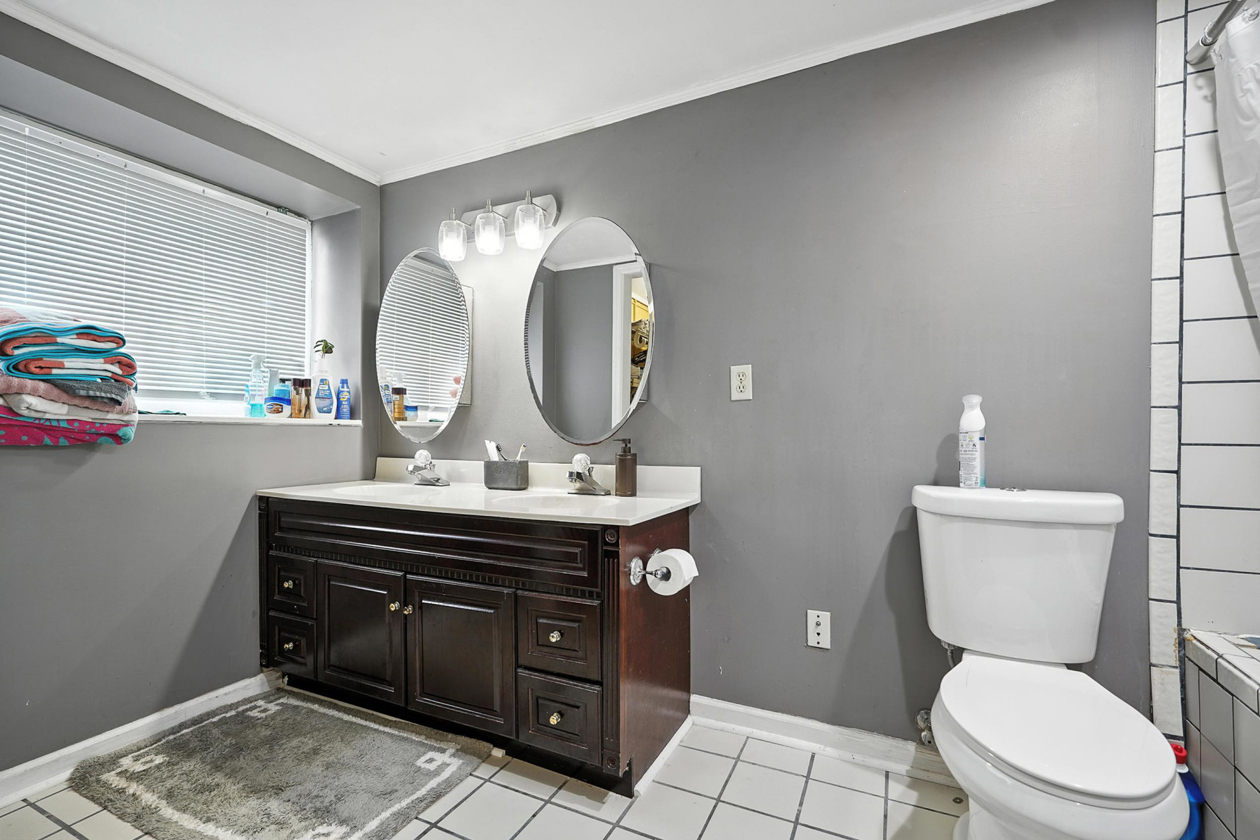 Seymour, Tennessee, 37865, United States, 8 Bedrooms Bedrooms, ,8 BathroomsBathrooms,Residential,For Sale,1904396