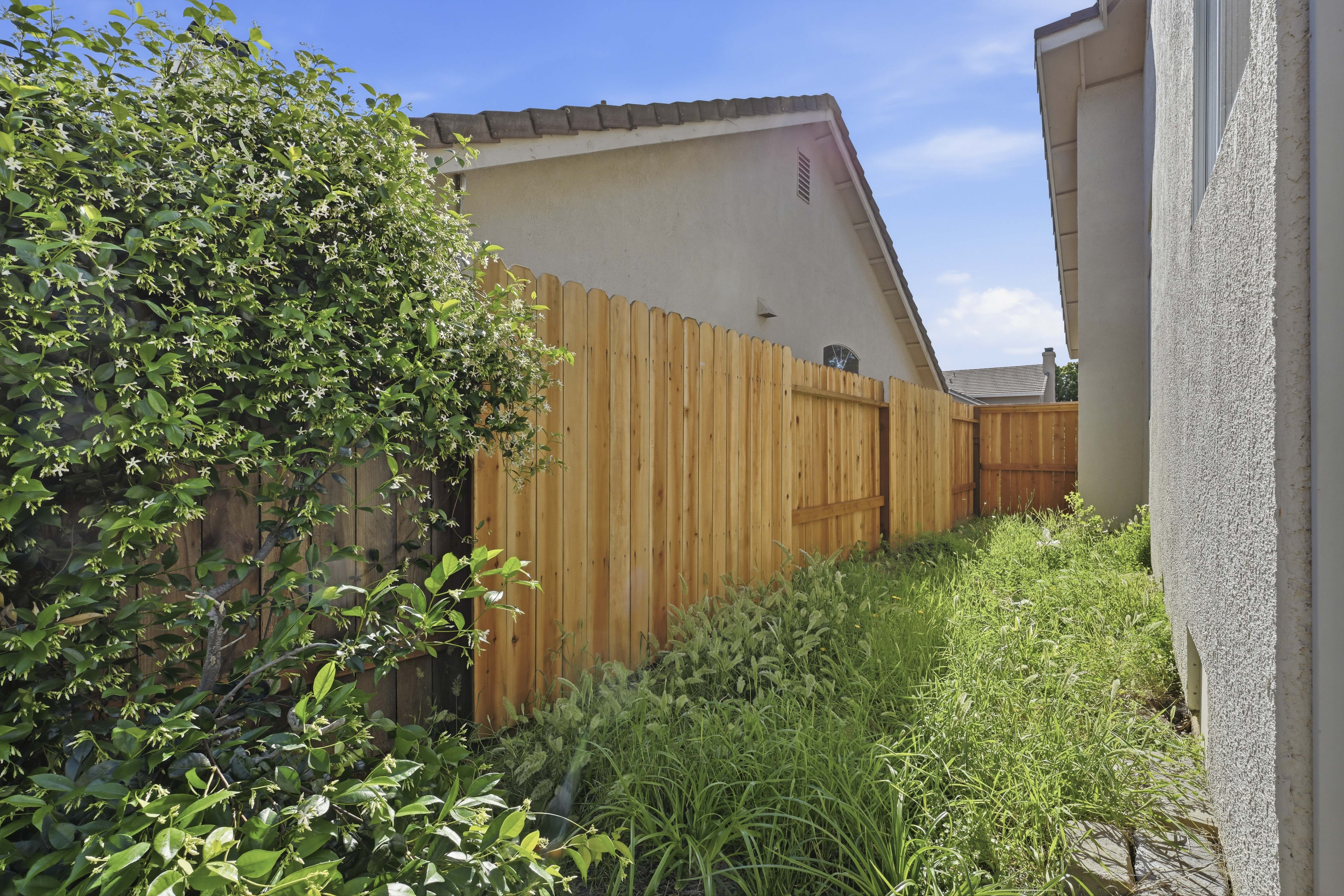  1240 Camino Capistrano, Roseville, CA 95747 - 物件實景