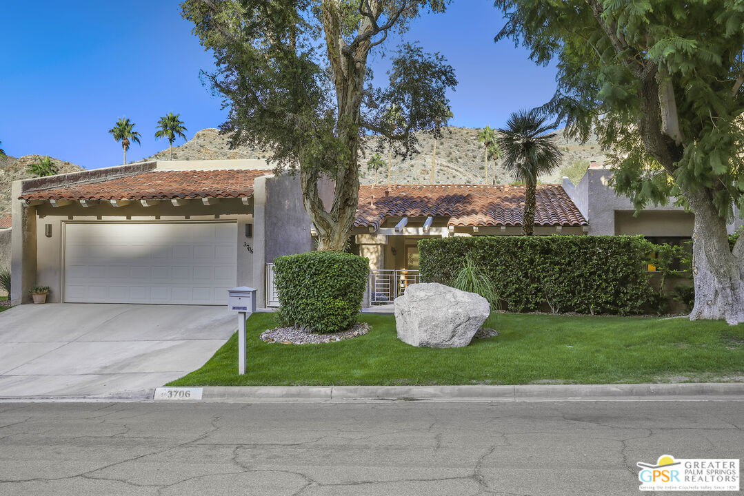 Palm Springs, California, 92264, United States, 2 Bedrooms Bedrooms, ,2 BathroomsBathrooms,Residential,For Sale,1989572