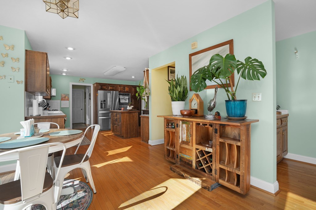 Onancok, Virginia, 23417, United States, 3 Bedrooms Bedrooms, ,3 BathroomsBathrooms,Residential,For Sale,1992886