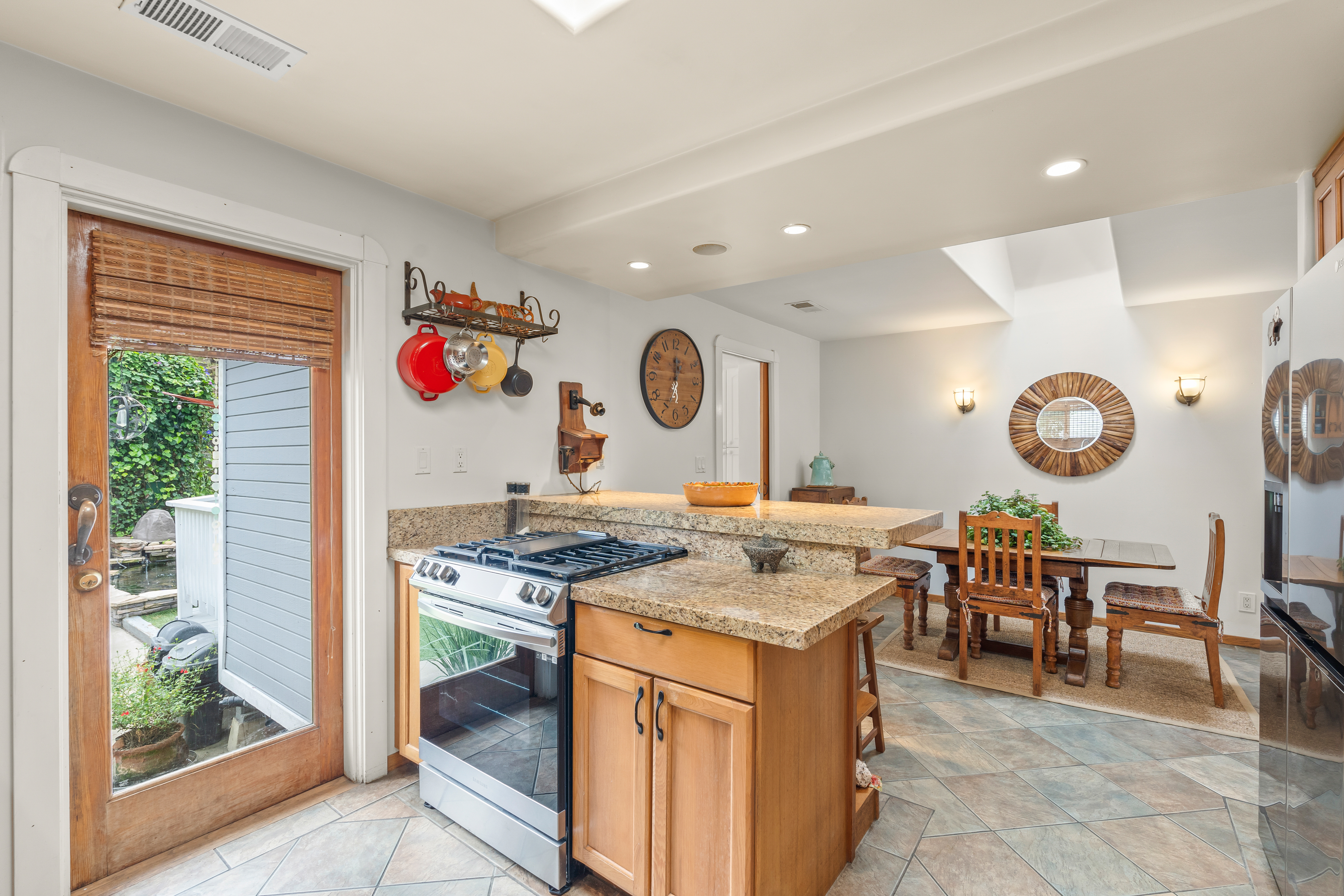  614 Cedar Street, Ventura, CA 93001 - 物件實景