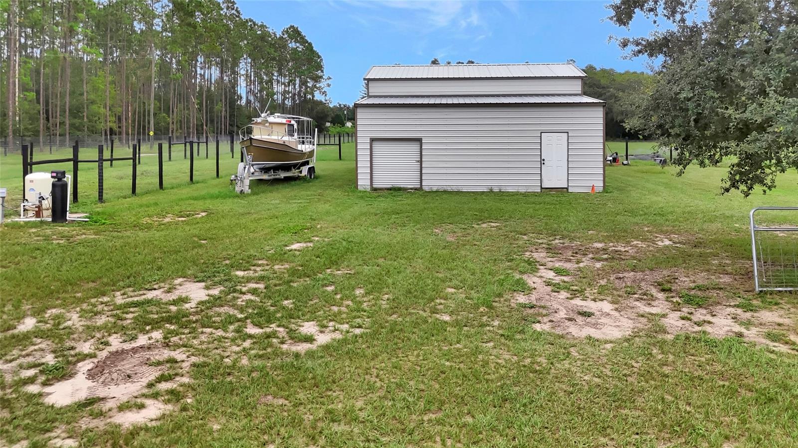 GROVELAND, Florida, 34736, United States, 3 Bedrooms Bedrooms, ,2 BathroomsBathrooms,Residential,For Sale,1932876