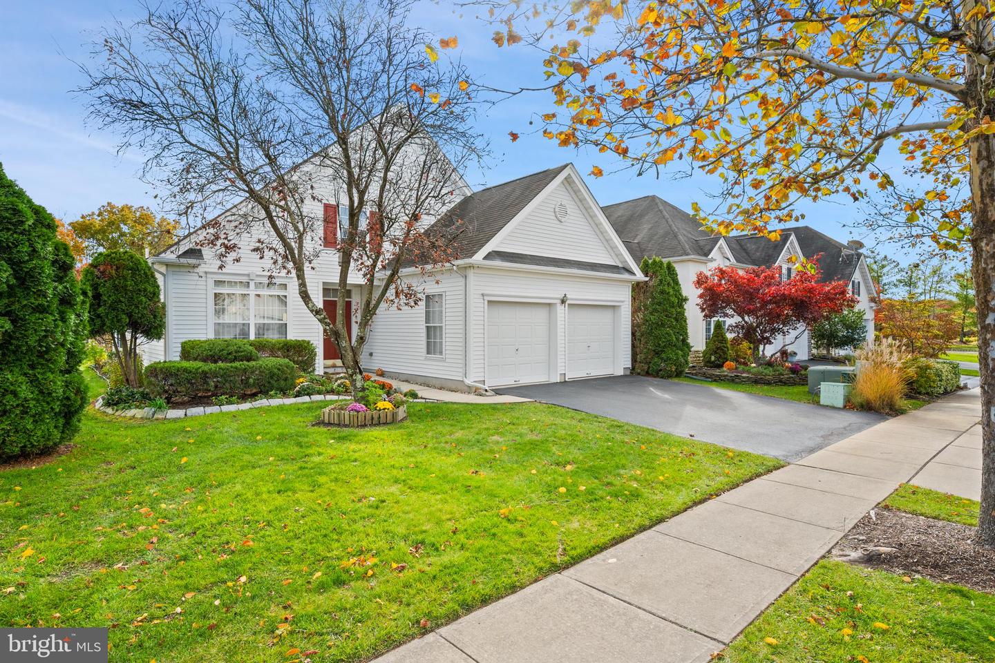 Princeton Junction, New Jersey, 08550, United States, 2 Bedrooms Bedrooms, ,2 BathroomsBathrooms,Residential,For Sale,1989105