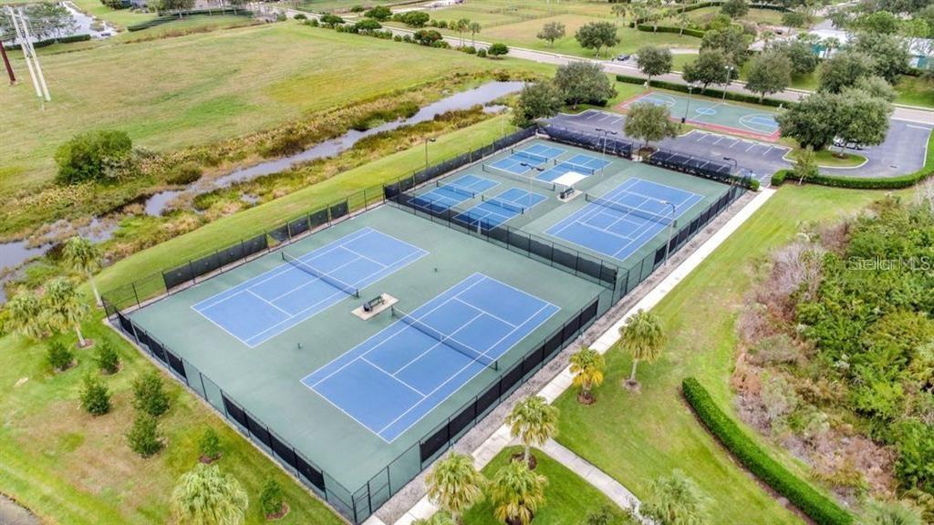 Bradenton, Florida, 34212, United States, 4 Bedrooms Bedrooms, ,3 BathroomsBathrooms,Residential,For Sale,1942233