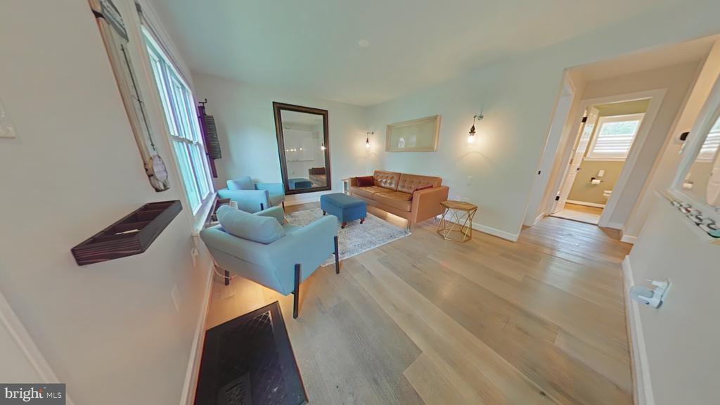 Woodbridge, Virginia, 22193, United States, 3 Bedrooms Bedrooms, ,3 BathroomsBathrooms,Residential,For Sale,1977402