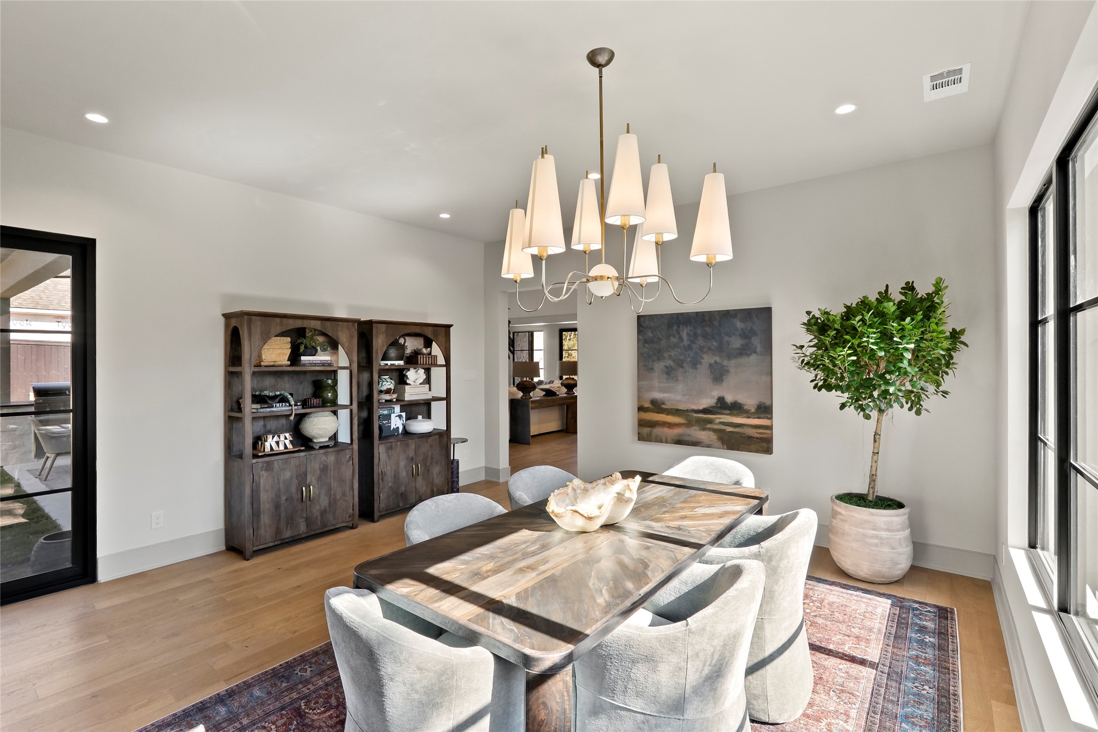 Bryan, Texas, 77807, United States, 3 Bedrooms Bedrooms, ,4 BathroomsBathrooms,Residential,For Sale,1986522