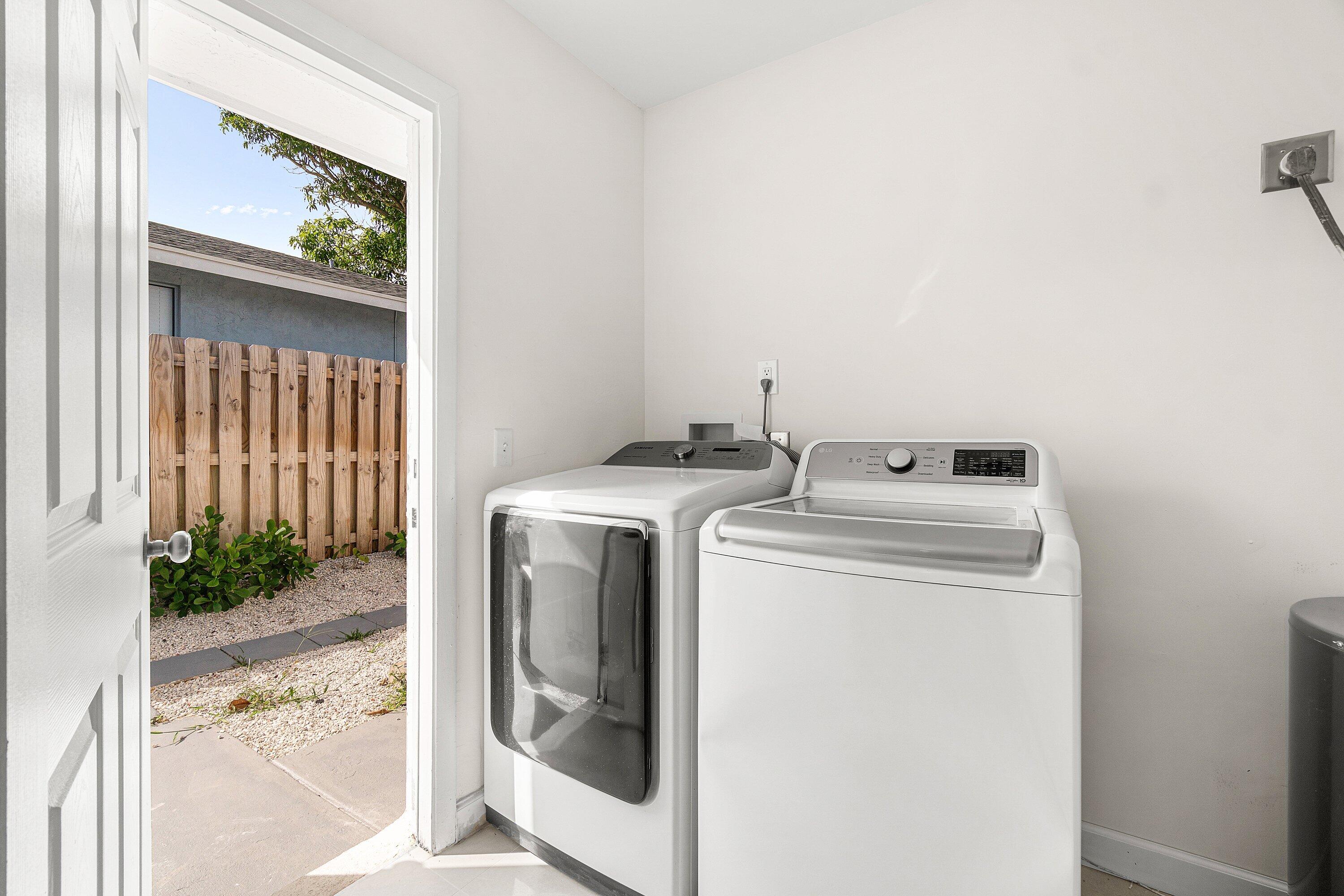 Delray Beach, Florida, 33483, United States, 4 Bedrooms Bedrooms, ,2 BathroomsBathrooms,Residential,For Sale,1987972