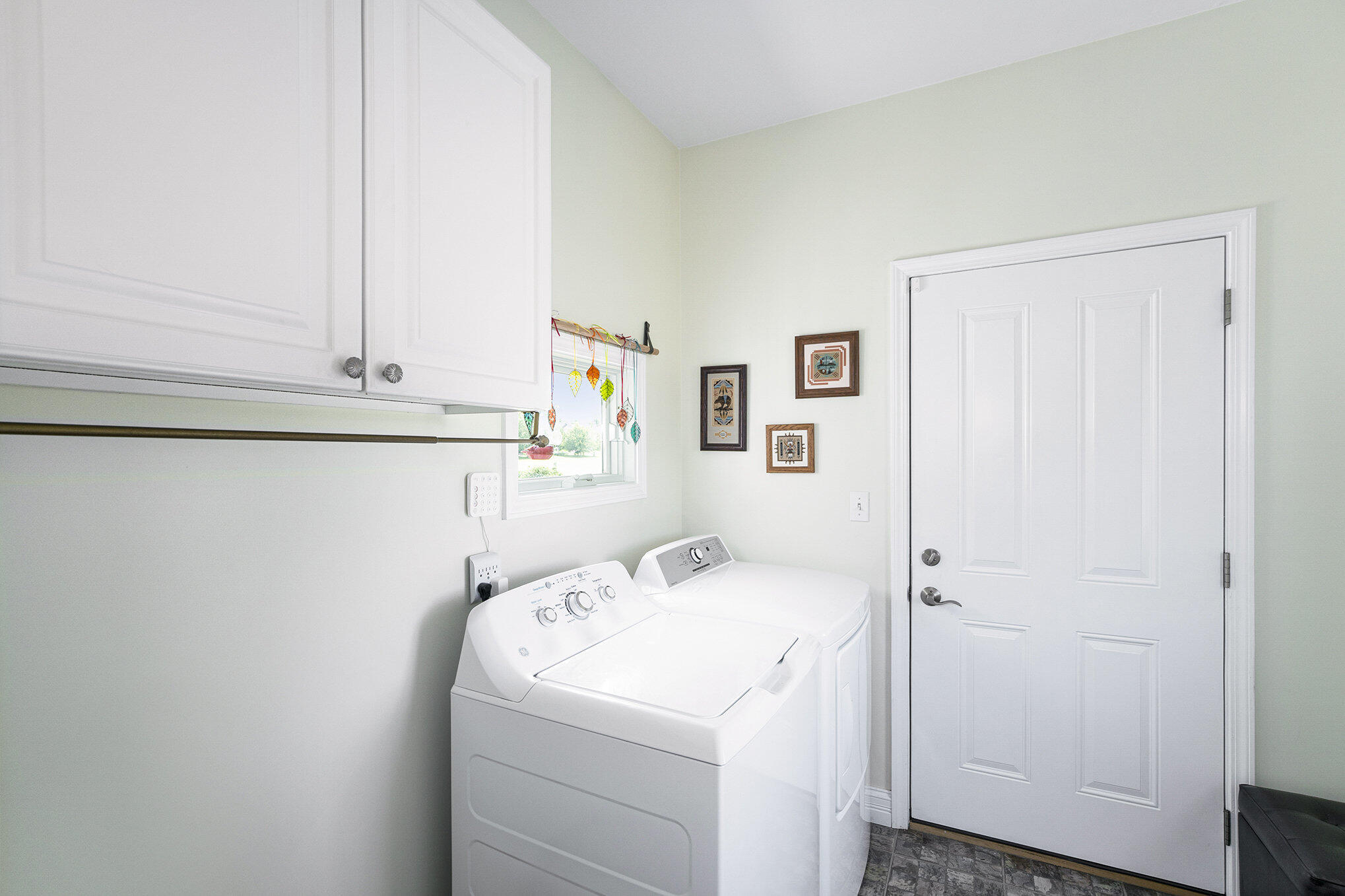 La Porte, Indiana, 46350, United States, 3 Bedrooms Bedrooms, ,3 BathroomsBathrooms,Residential,For Sale,1990214