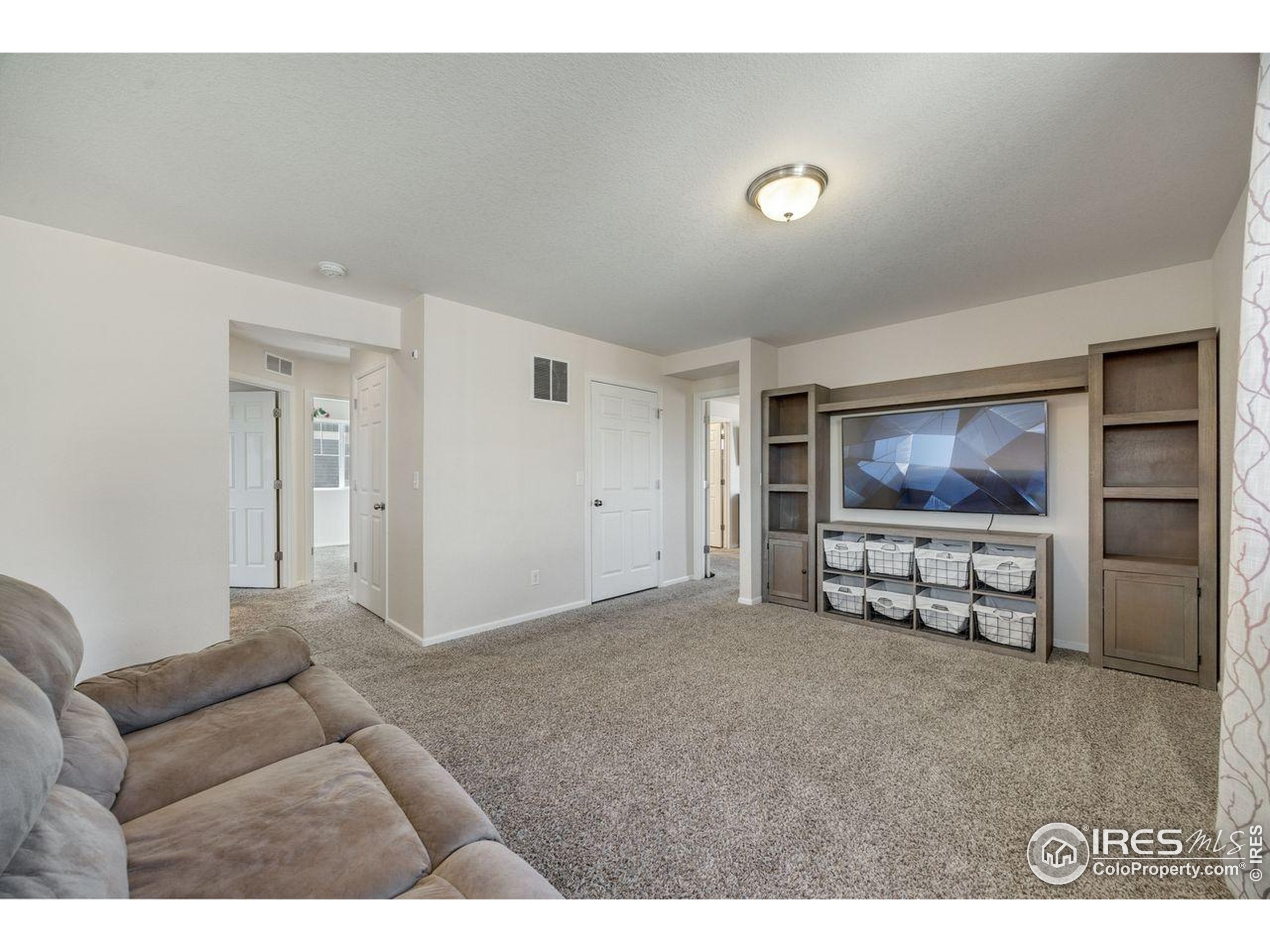 Johnstown, Colorado, 80534, United States, 3 Bedrooms Bedrooms, ,3 BathroomsBathrooms,Residential,For Sale,1970661