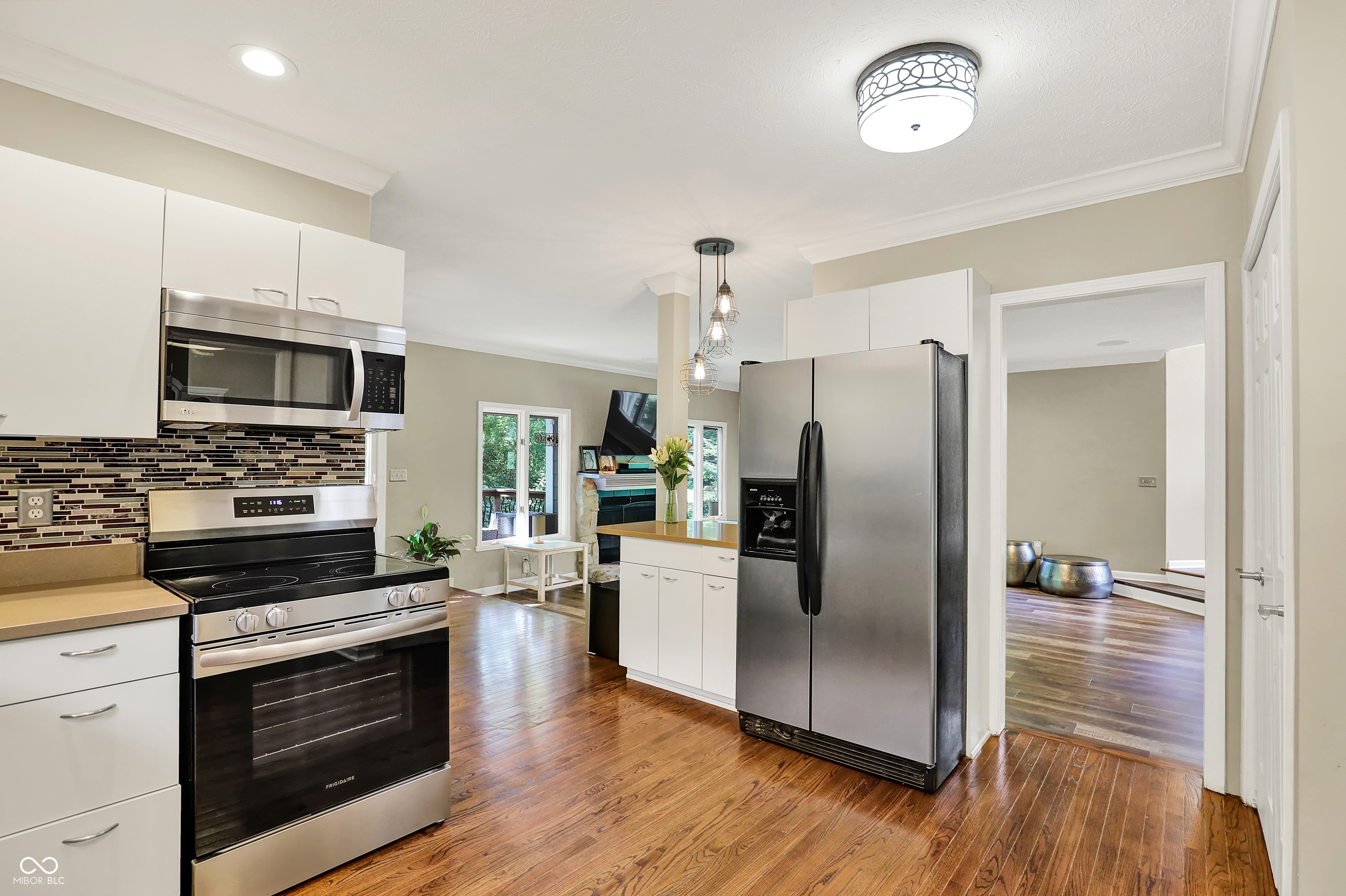 Indianapolis, Indiana, 46240, United States, 4 Bedrooms Bedrooms, ,3 BathroomsBathrooms,Residential,For Sale,1920883