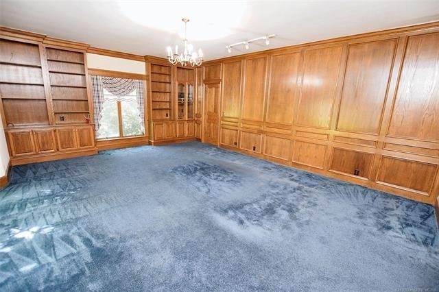 Tahlequah, Oklahoma, 74464, United States, 4 Bedrooms Bedrooms, ,4 BathroomsBathrooms,Residential,For Sale,1975818