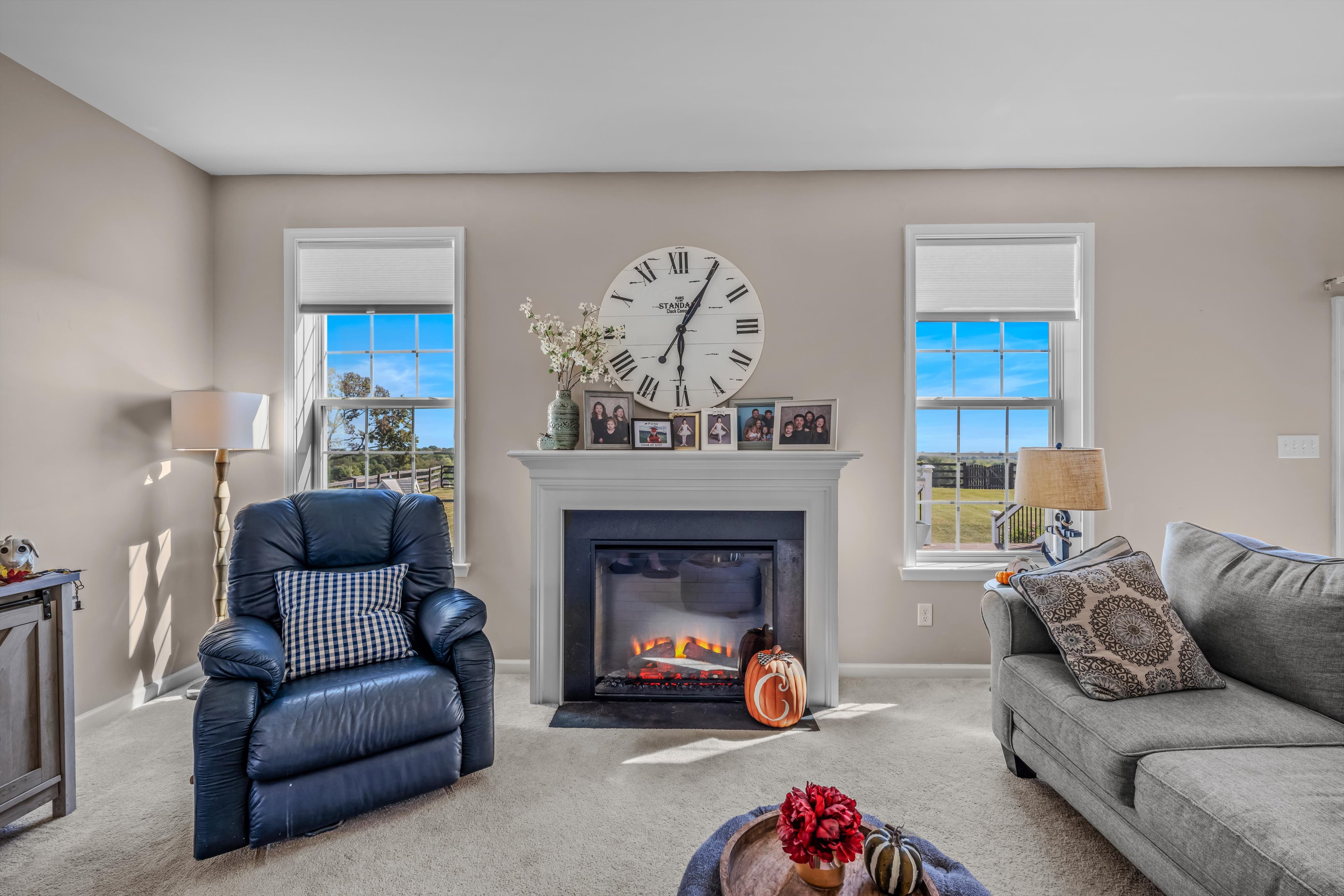 Matinsburg, West Virginia, 25403, United States, 4 Bedrooms Bedrooms, ,Residential,For Sale,1977883