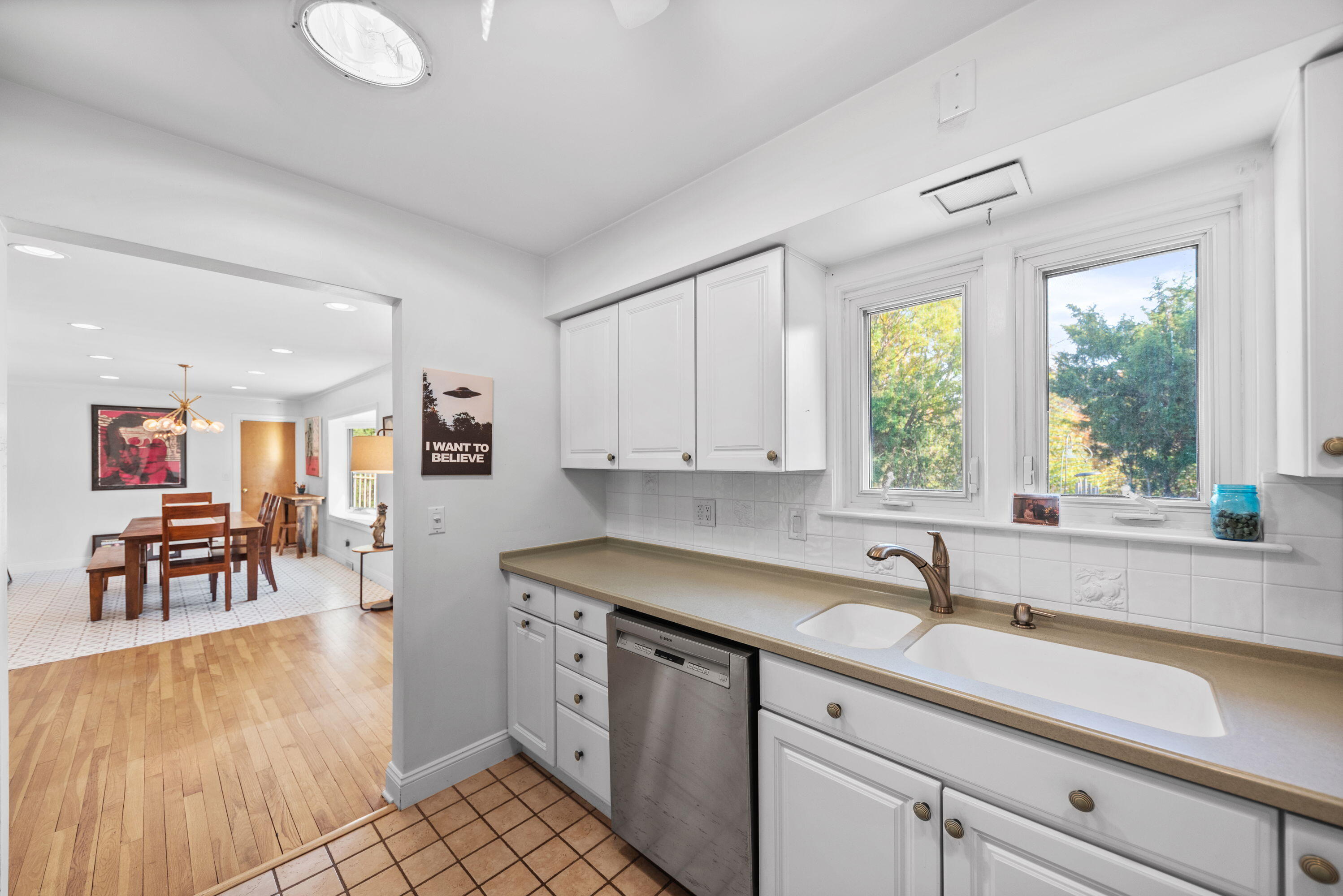 New Buffalo, Michigan, 49117, United States, 3 Bedrooms Bedrooms, ,4 BathroomsBathrooms,Residential,For Sale,1989318