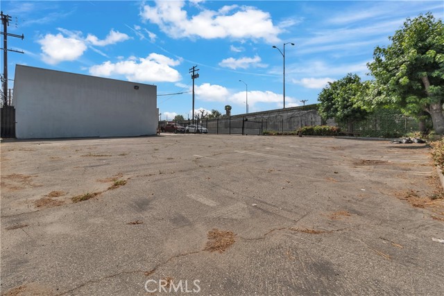 Compton, California, 90221, United States, ,Residential,For Sale,1938464