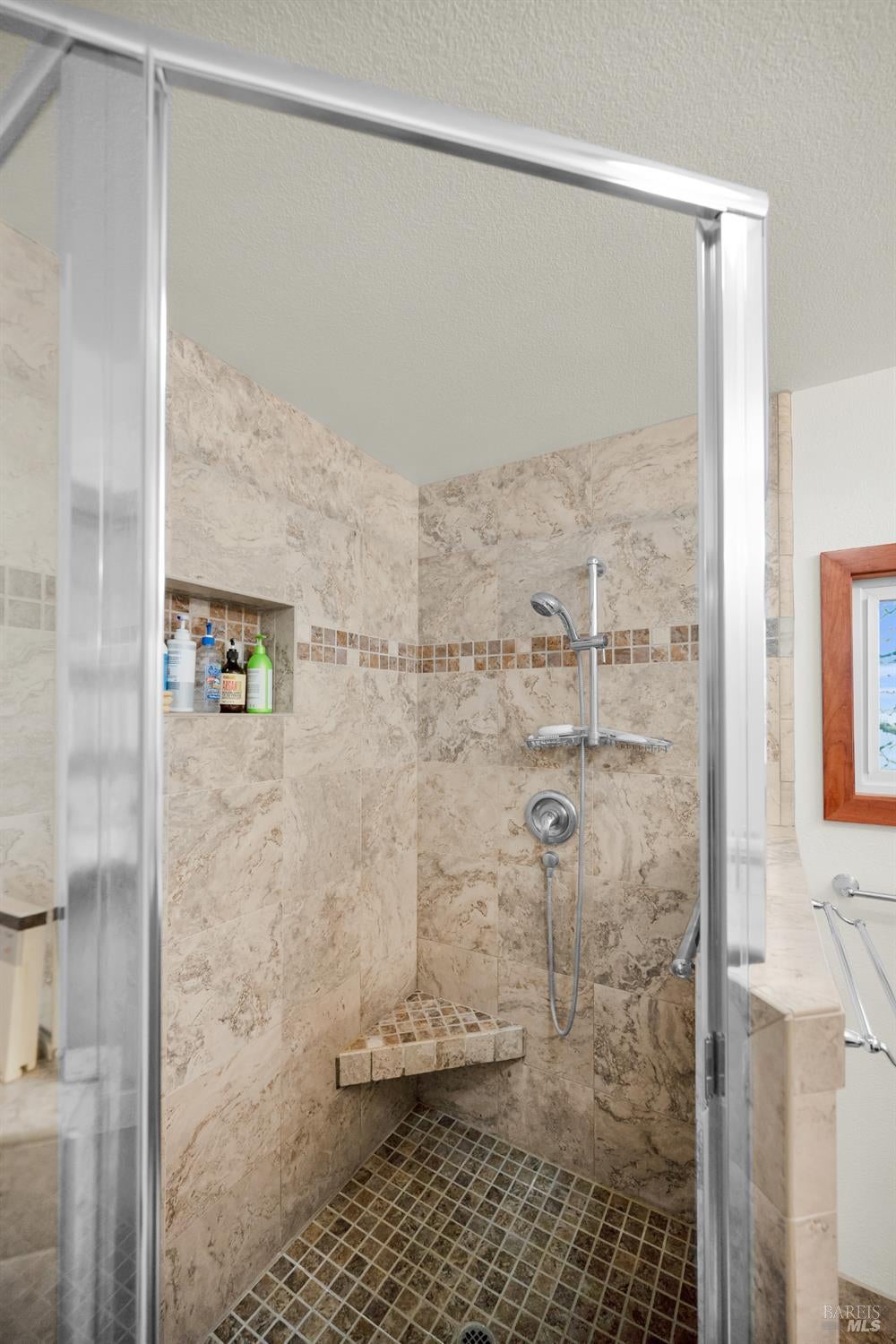 Lakeport, California, 95453, United States, 4 Bedrooms Bedrooms, ,3 BathroomsBathrooms,Residential,For Sale,2015104