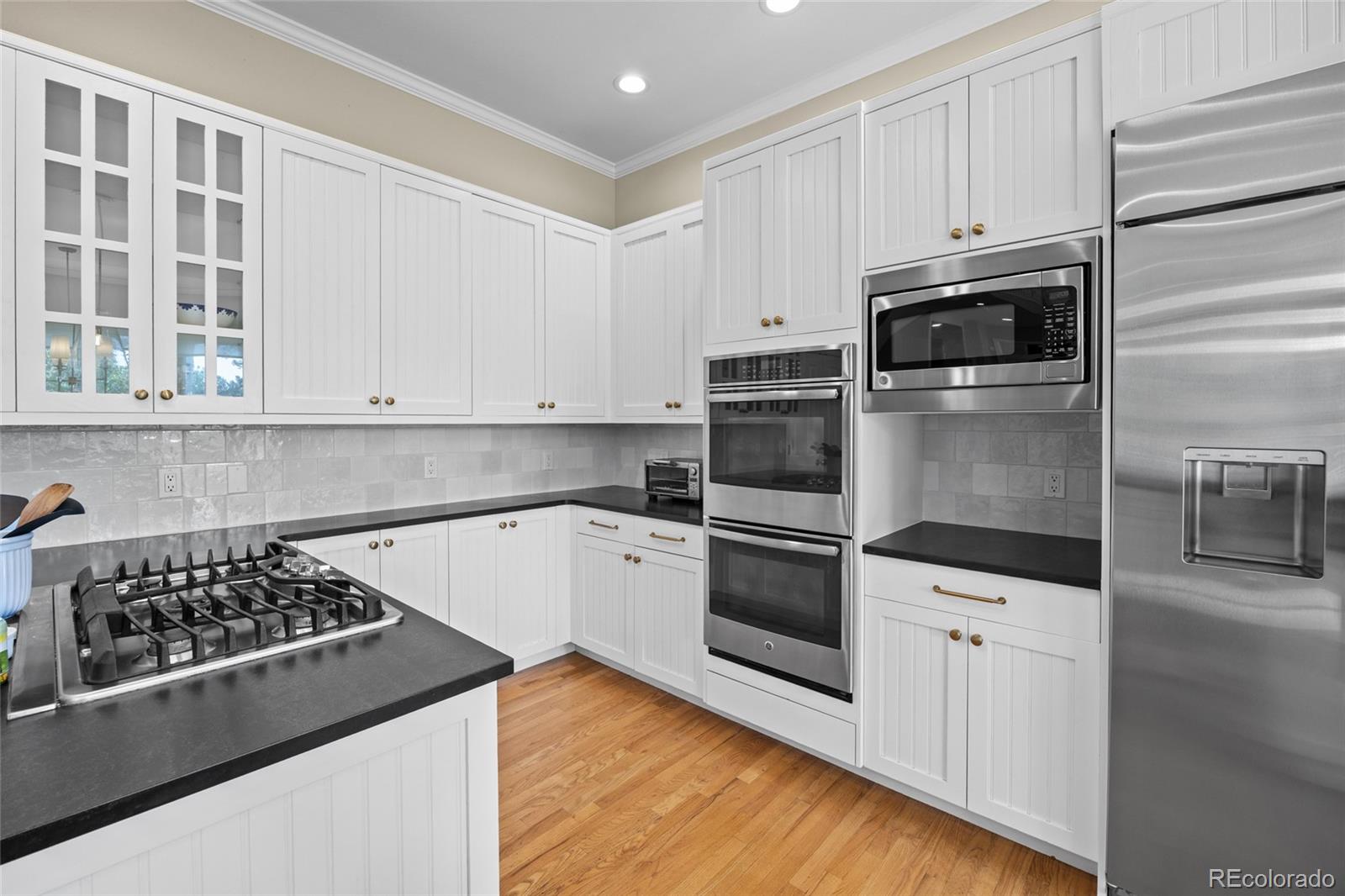 Littleton, Colorado, 80127, United States, 4 Bedrooms Bedrooms, ,4 BathroomsBathrooms,Residential,For Sale,1940937