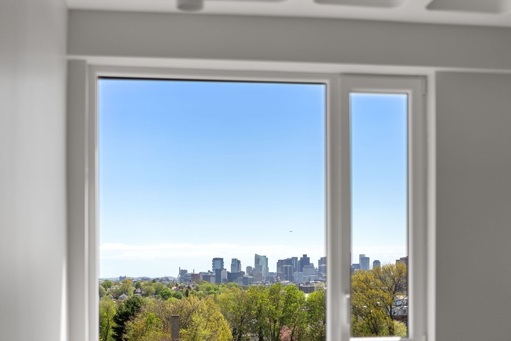 Somerville, Massachusetts, 02143, United States, 3 Bedrooms Bedrooms, ,3 BathroomsBathrooms,Residential,For Sale,1908258