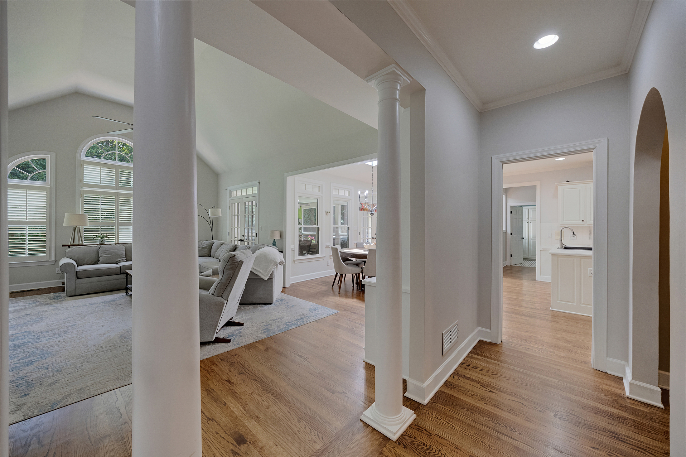  Charming Brick Home in Roswell - 物件實景