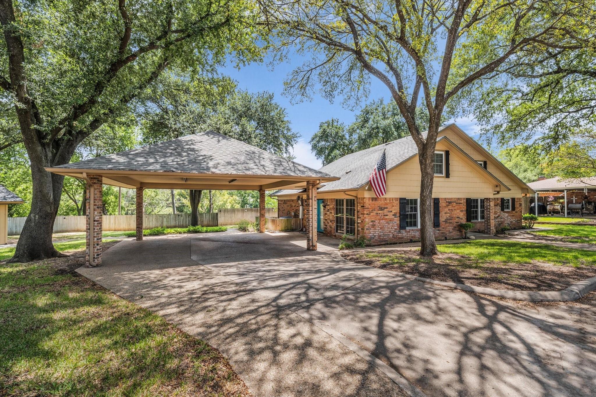 Chaparral Dr, Waco, TX 76710 #1