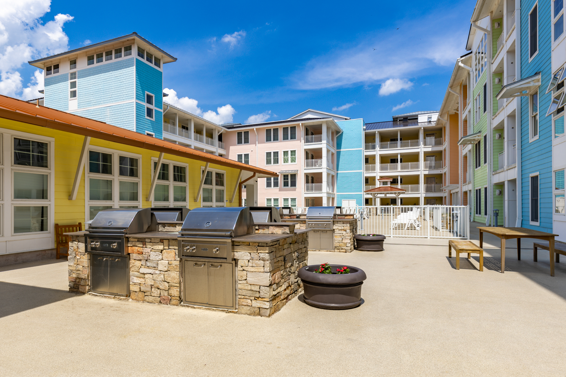  3738 Sandpiper Road, Virginia Beach, VA, 23456 - 物件實景