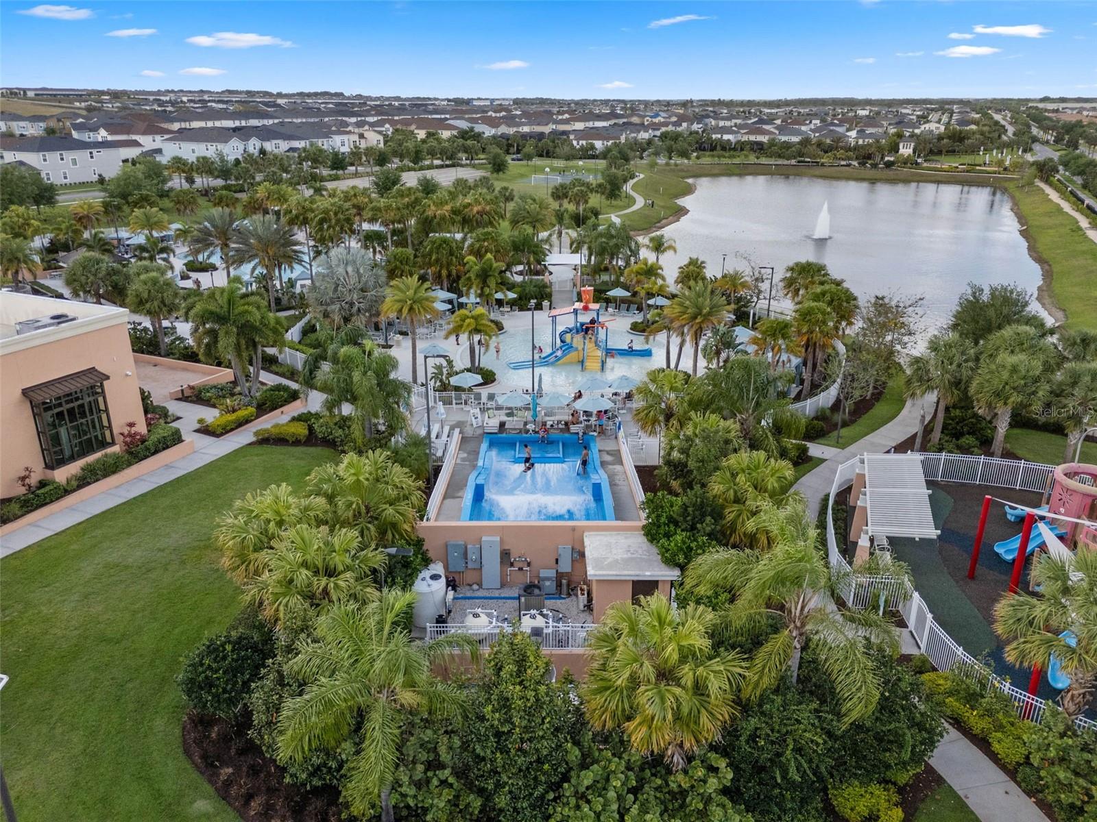 KISSIMMEE, Florida, 34747, United States, 7 Bedrooms Bedrooms, ,6 BathroomsBathrooms,Residential,For Sale,1938279